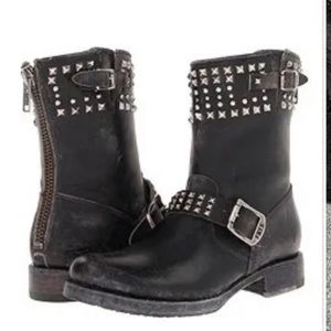 Frye Veronica distressed studded Biker Boot size 6